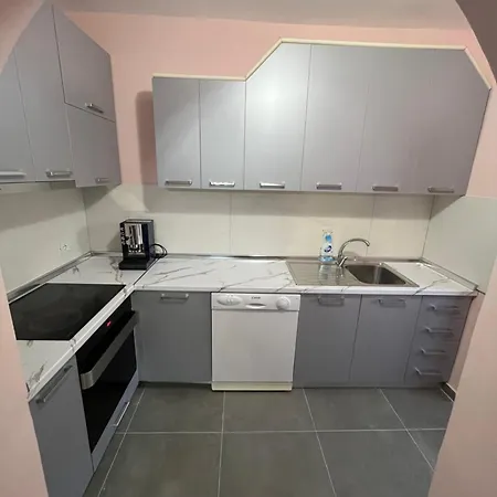 Apartment 4s K4 *