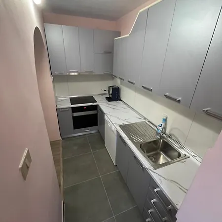 Apartment 4s K4